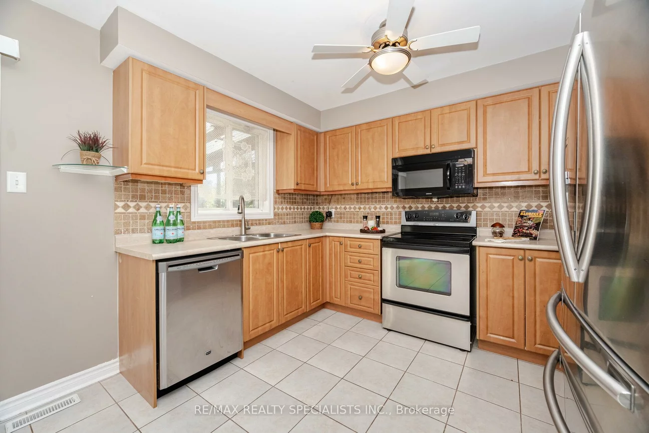 11, Jagges, Edgehill Drive, Barrie