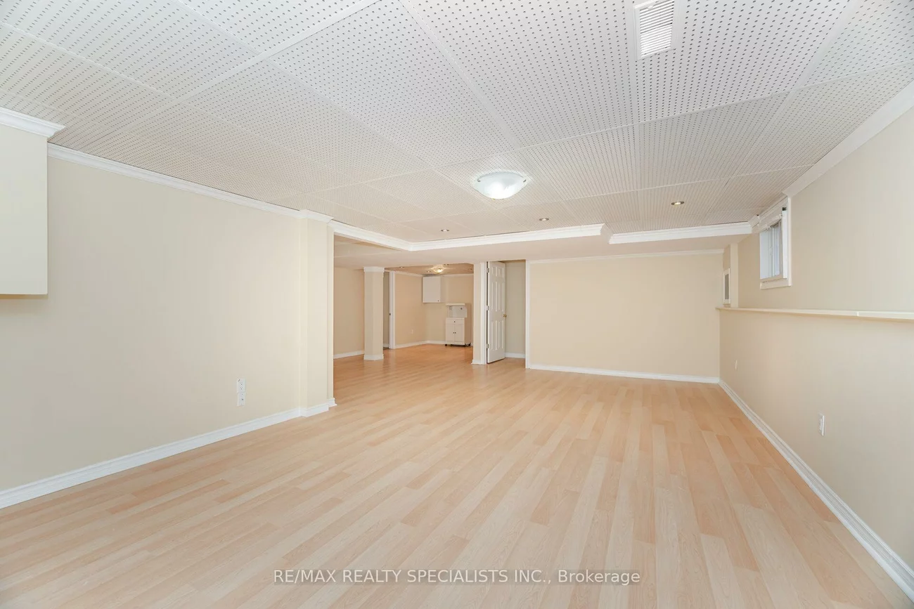 11, Jagges, Edgehill Drive, Barrie