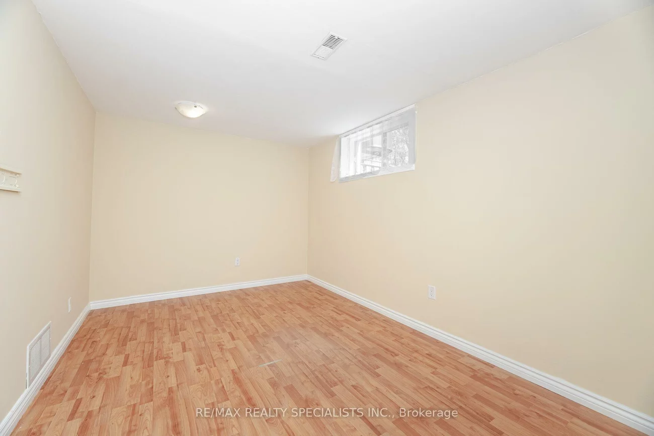 11, Jagges, Edgehill Drive, Barrie