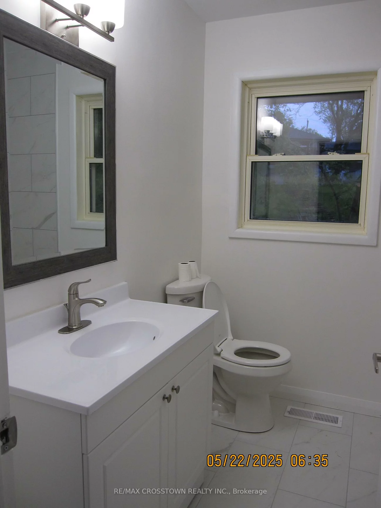 105, Eccles, Queen's Park, Barrie