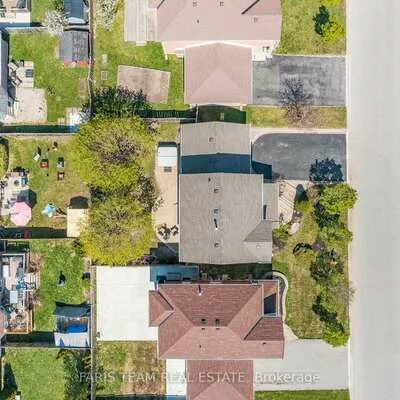 22, Watson, East Bayfield, Barrie