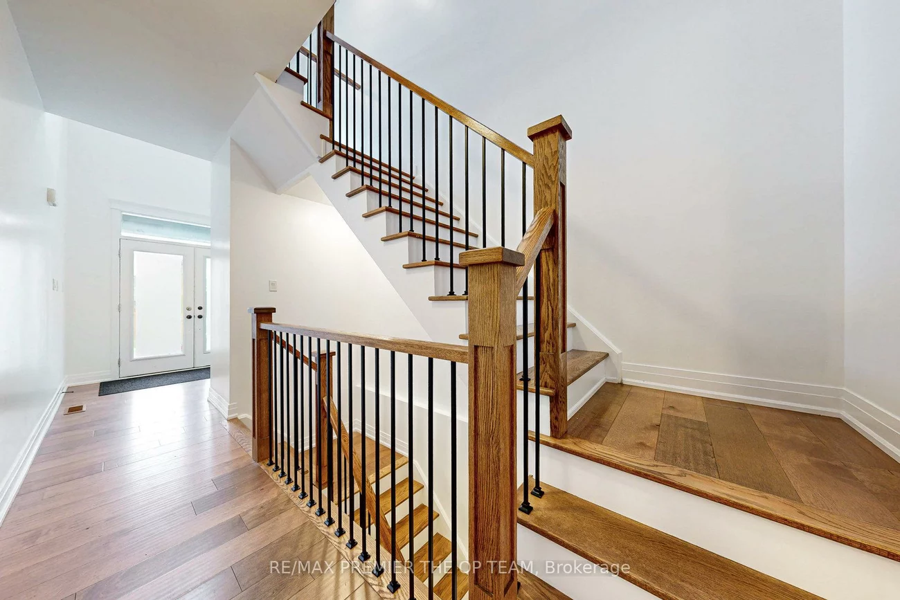 199, Franklin, Holly, Barrie