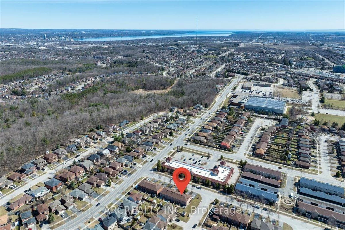 18, Silver Maple, Holly, Barrie