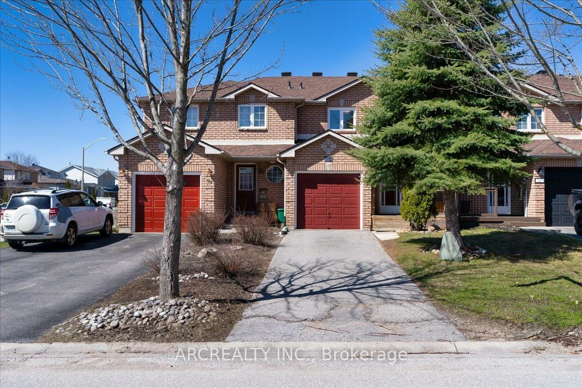 18, Silver Maple, Holly, Barrie