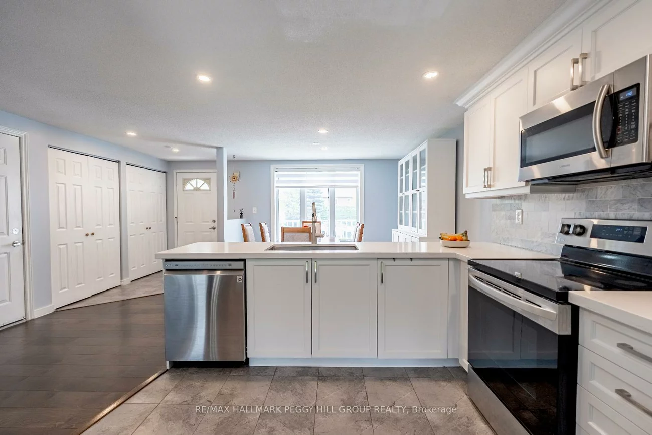 56, Rundle, Holly, Barrie