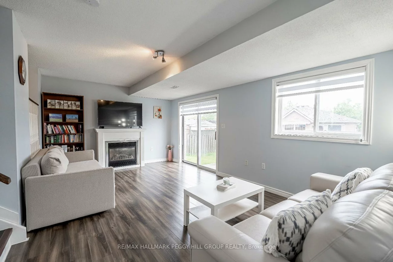 56, Rundle, Holly, Barrie