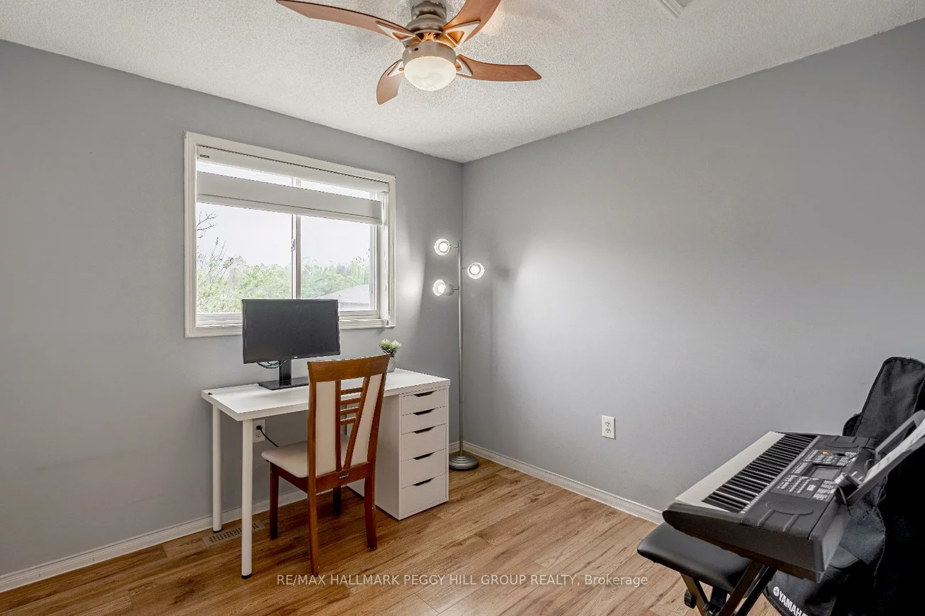 56, Rundle, Holly, Barrie