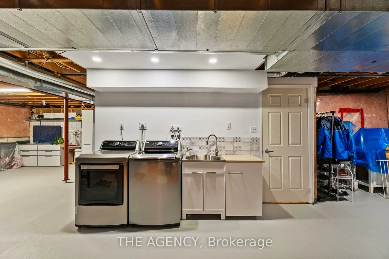 22, Herrell, Painswick North, Barrie