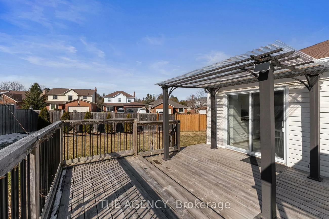 22, Herrell, Painswick North, Barrie