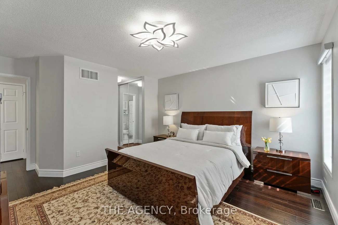 22, Herrell, Painswick North, Barrie