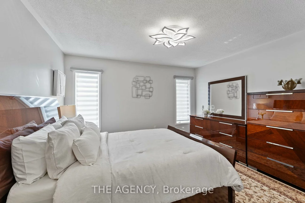 22, Herrell, Painswick North, Barrie