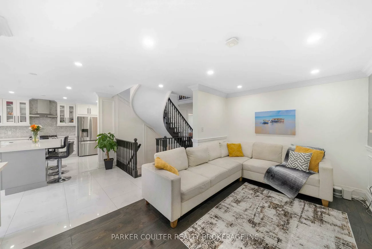 2, Irene, Painswick South, Barrie