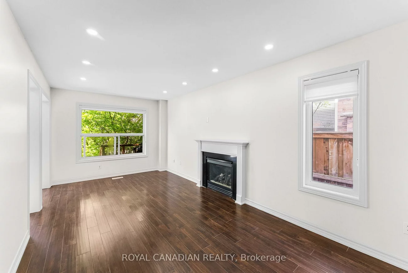 60, Crimson Ridge, Bayshore, Barrie