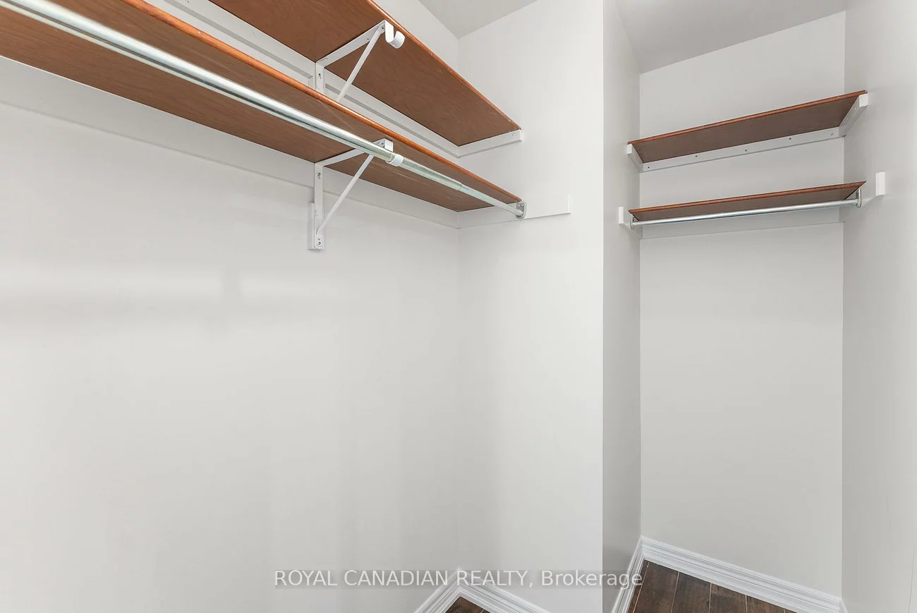 60, Crimson Ridge, Bayshore, Barrie