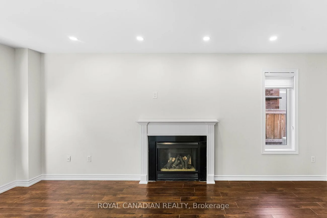 60, Crimson Ridge, Bayshore, Barrie