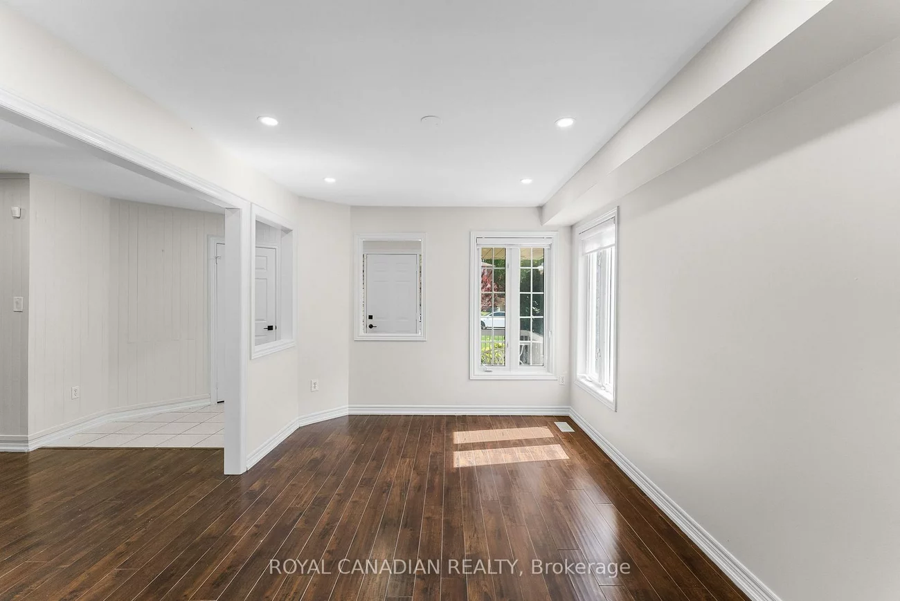 60, Crimson Ridge, Bayshore, Barrie