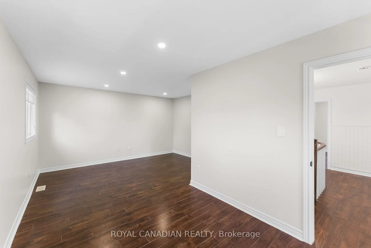 60, Crimson Ridge, Bayshore, Barrie