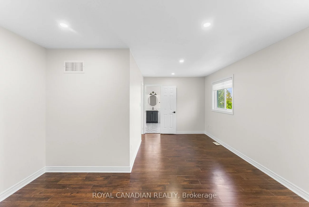 60, Crimson Ridge, Bayshore, Barrie