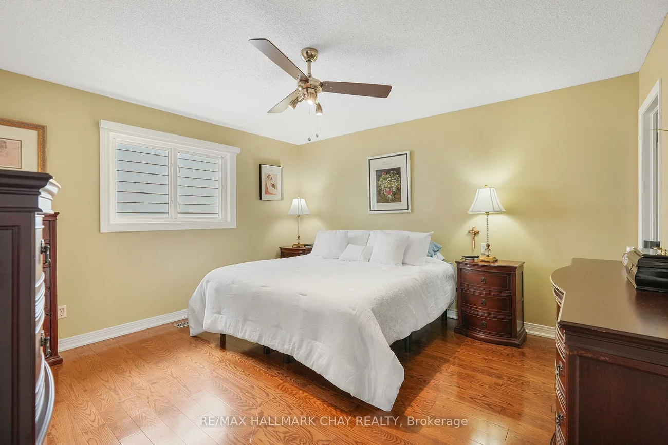 135, Fox, Letitia Heights, Barrie