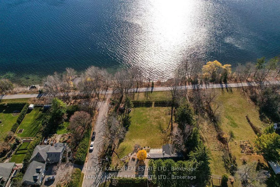 10, Puget, Codrington, Barrie