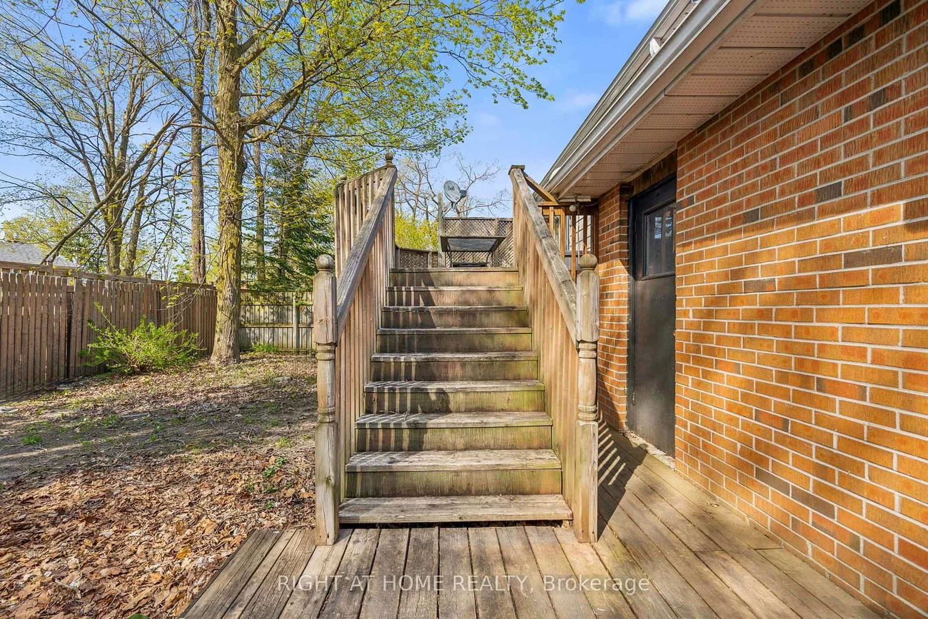 21, Ashdale, Cundles East, Barrie