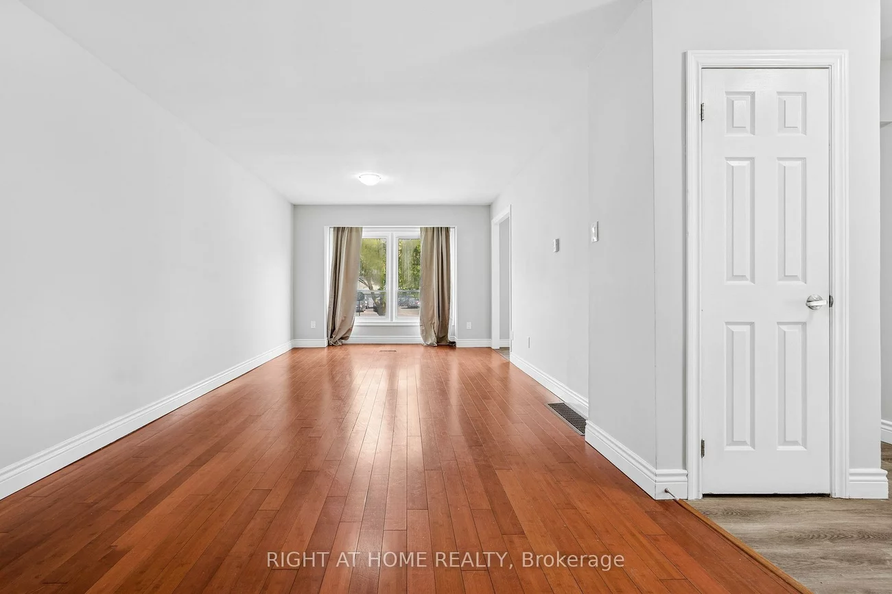 21, Ashdale, Cundles East, Barrie