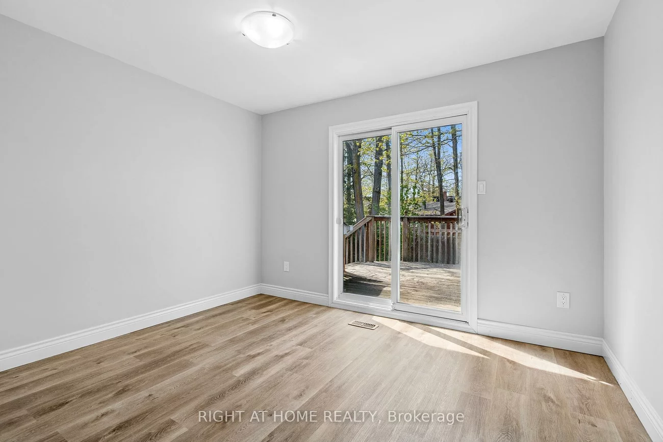21, Ashdale, Cundles East, Barrie