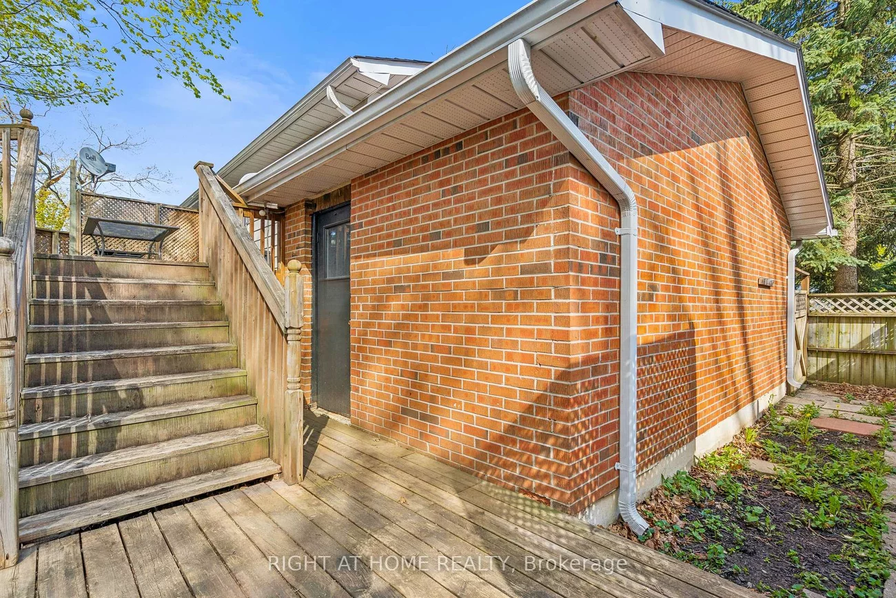 21, Ashdale, Cundles East, Barrie