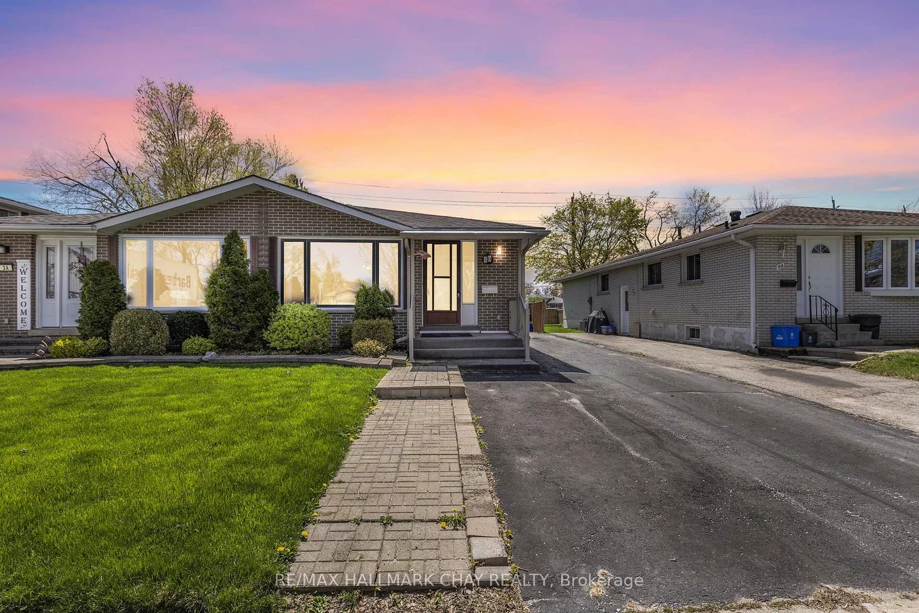 3, College, Grove East, Barrie
