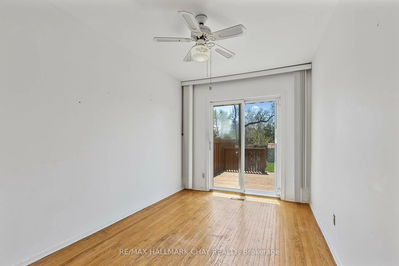 3, College, Grove East, Barrie