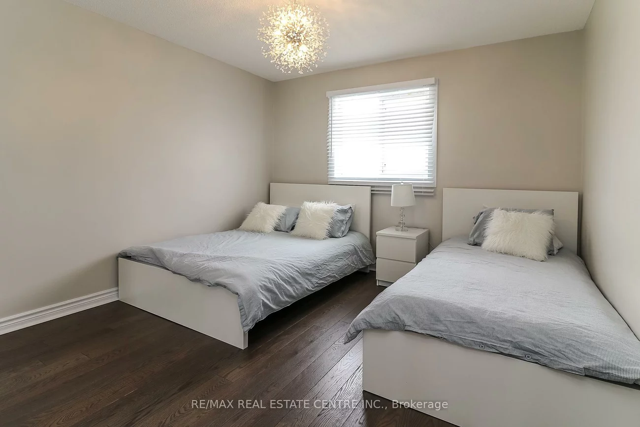 22, Meadowlark, Cundles East, Barrie
