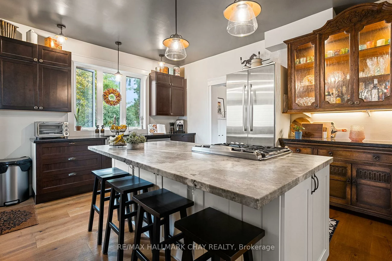 25, William, Allandale, Barrie