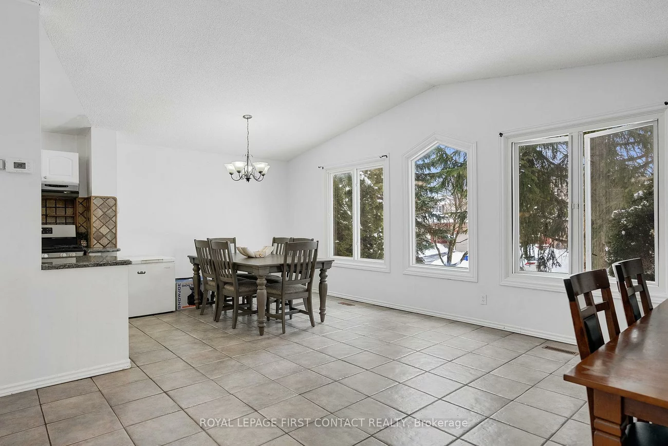 55, ROSENFELD, Grove East, Barrie