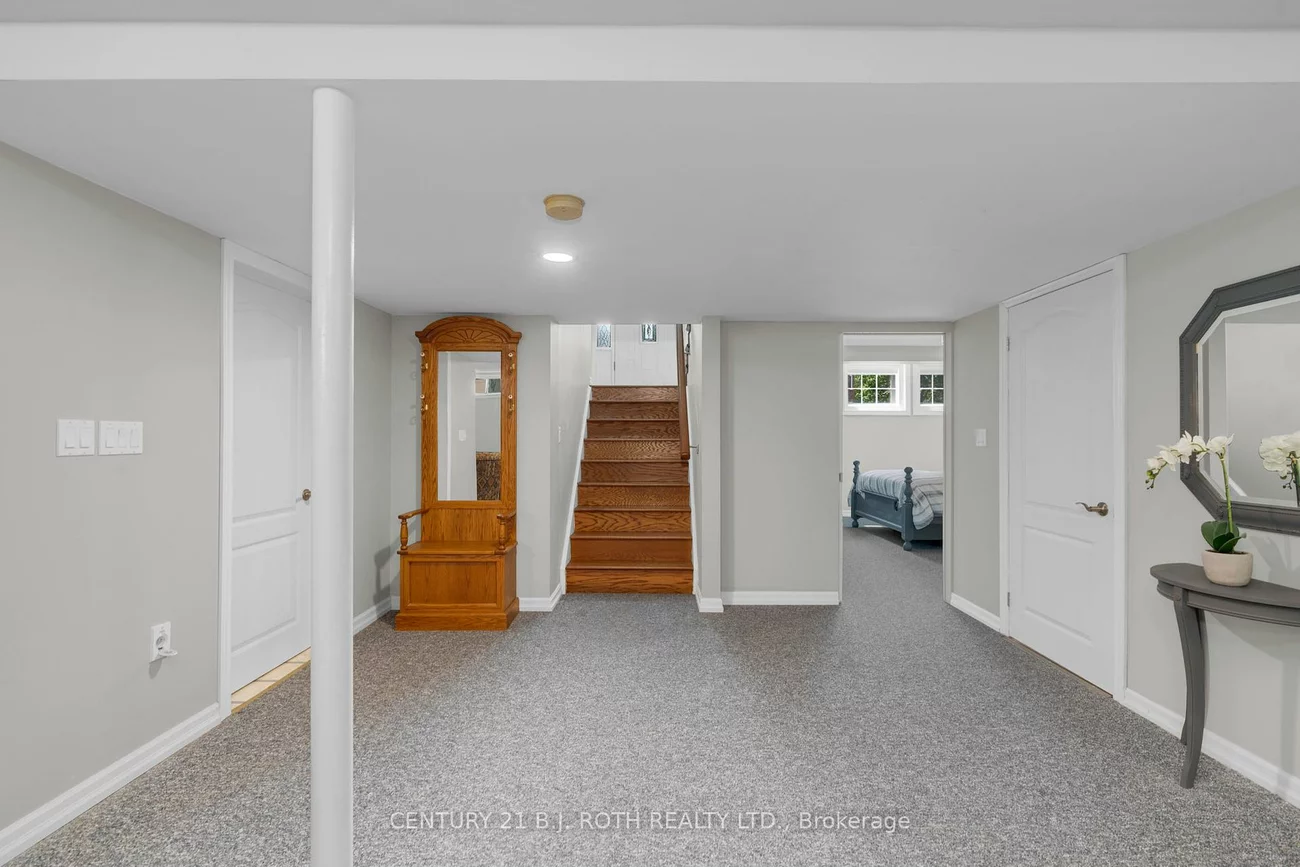 36, Benson, Northwest, Barrie
