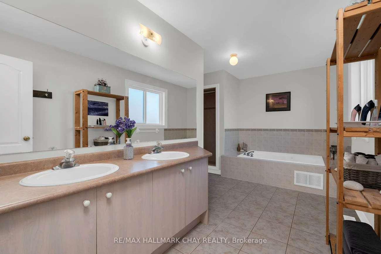 3, Meyer, East Bayfield, Barrie