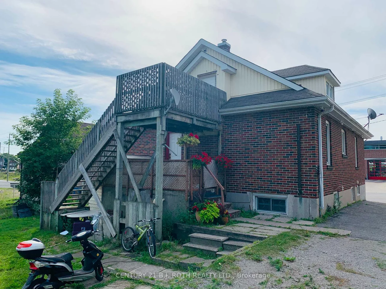 156, Dunlop, City Centre, Barrie