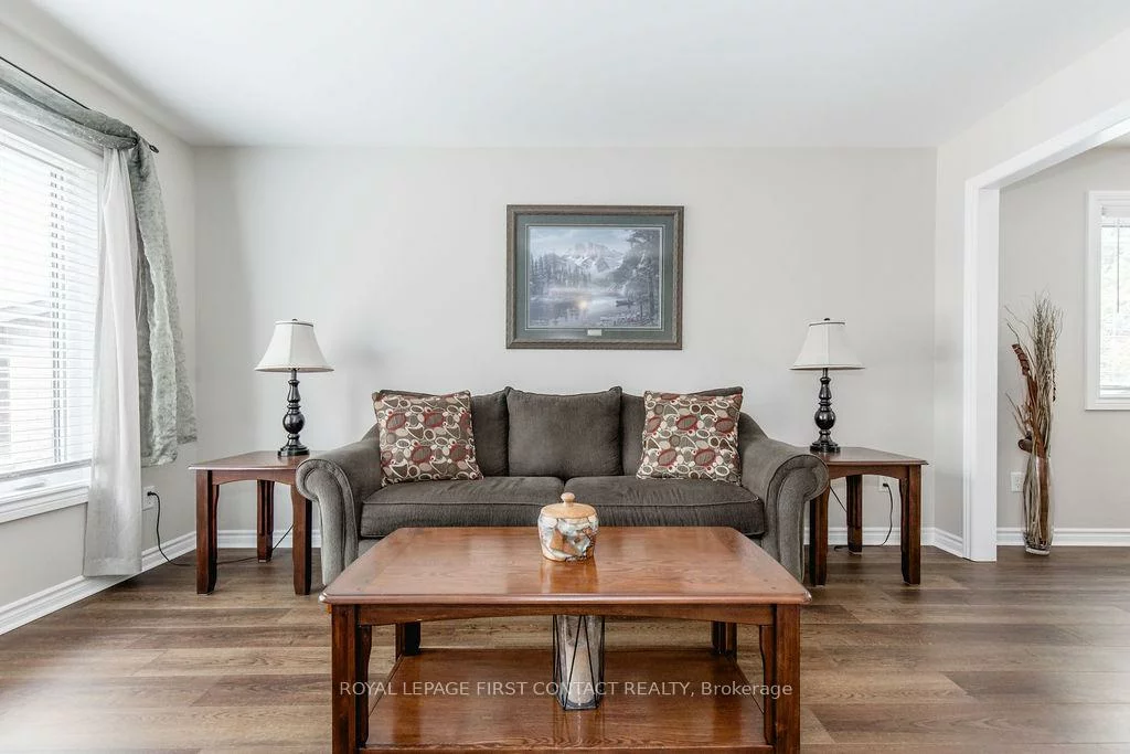 87, Stollar, Little Lake, Barrie