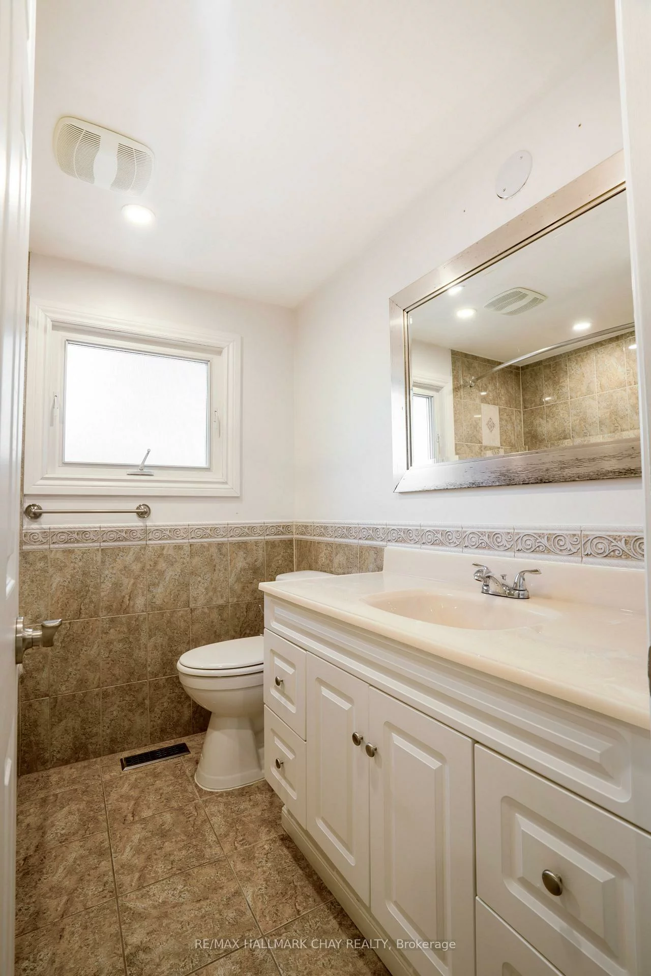 72, Jane, Allandale Heights, Barrie
