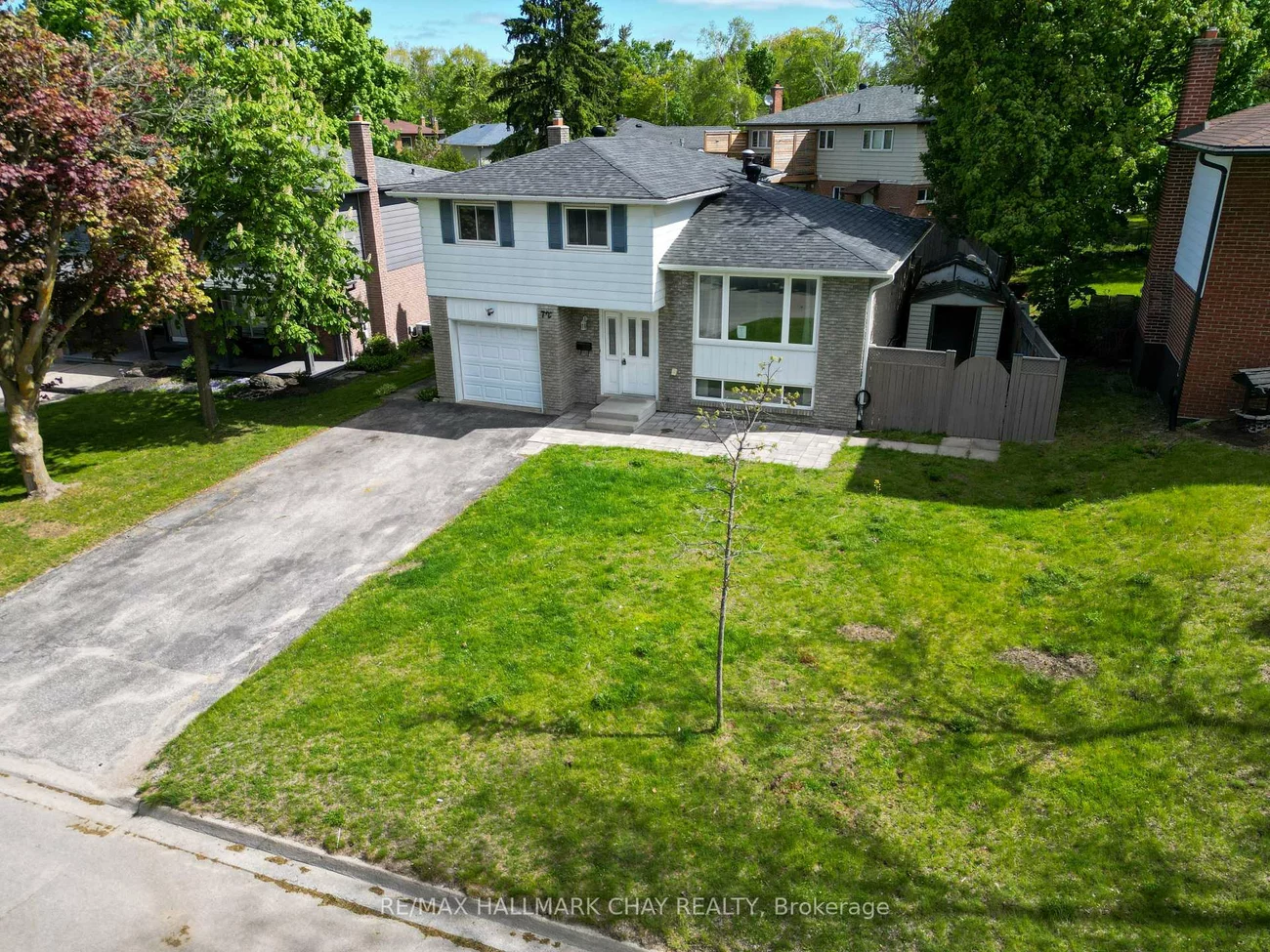 72, Jane, Allandale Heights, Barrie