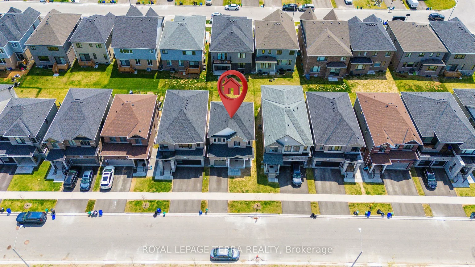 112, Nottingham, 400 East, Barrie
