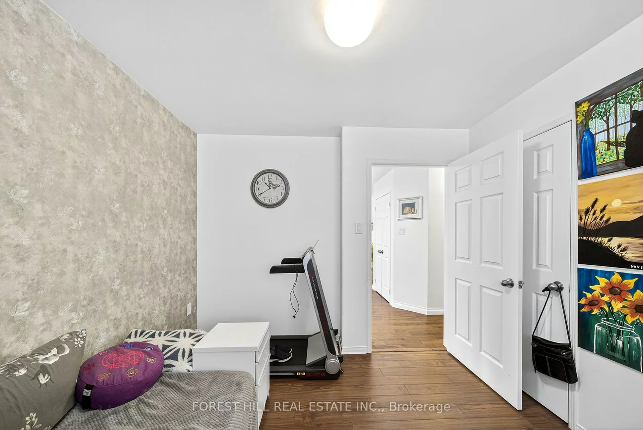 168, Hurst, Bayshore, Barrie