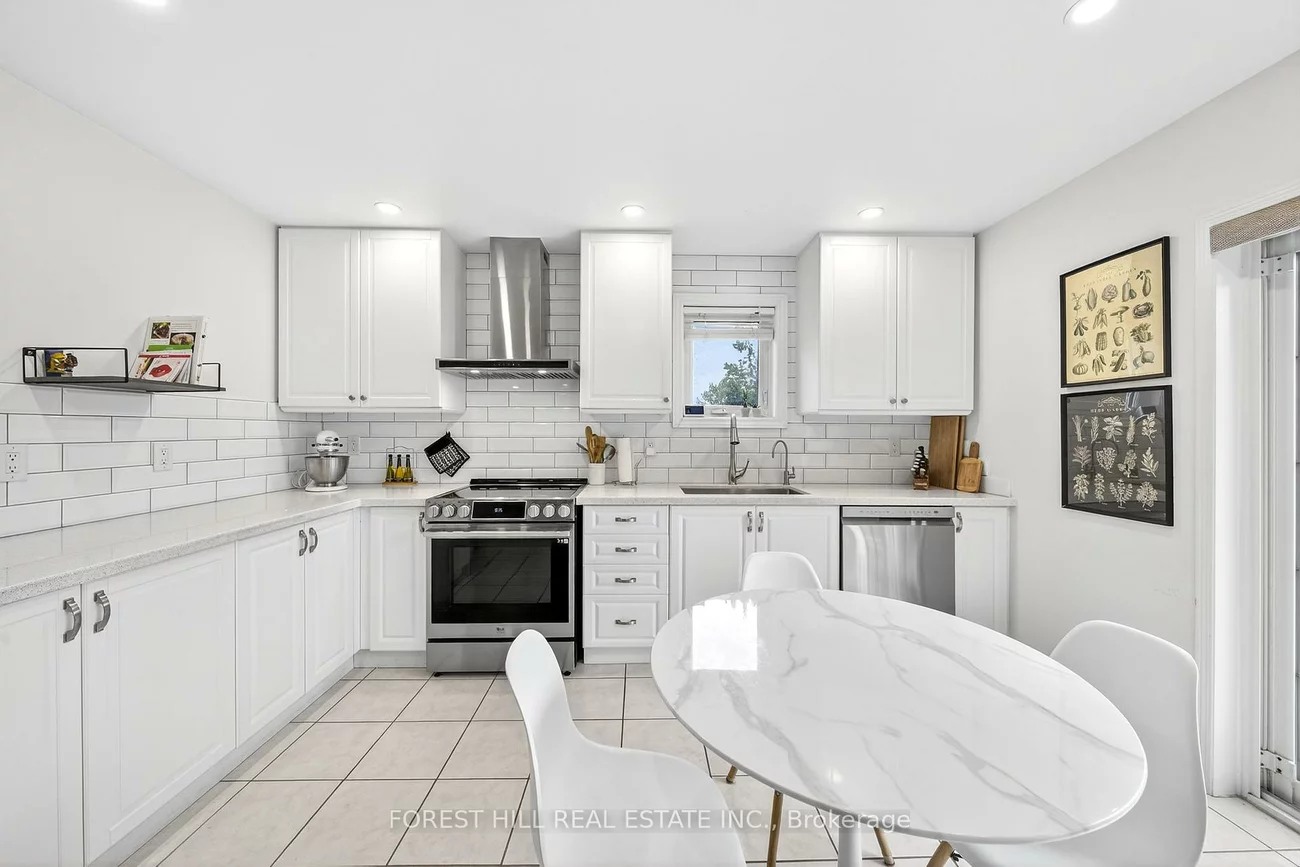 168, Hurst, Bayshore, Barrie