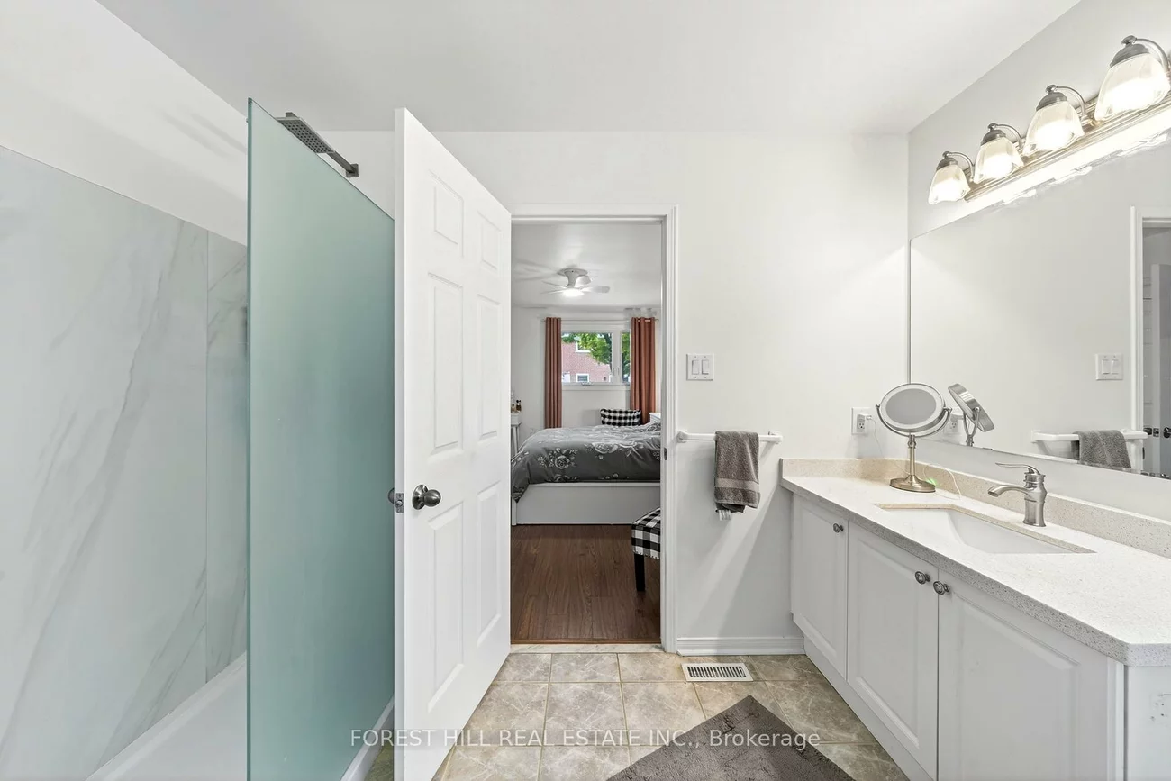 168, Hurst, Bayshore, Barrie
