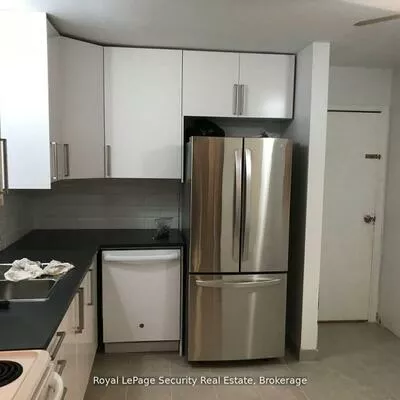 22, Burbank, Grove East, Barrie