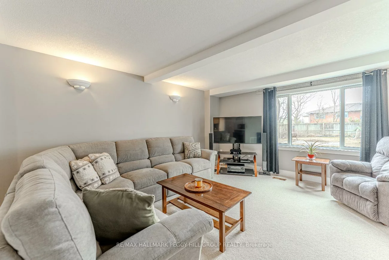 20, Ferris, Cundles East, Barrie