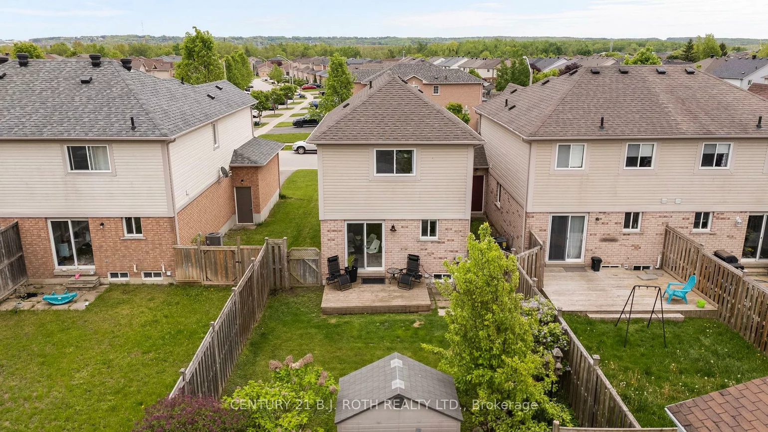 26, Villers, Edgehill Drive, Barrie