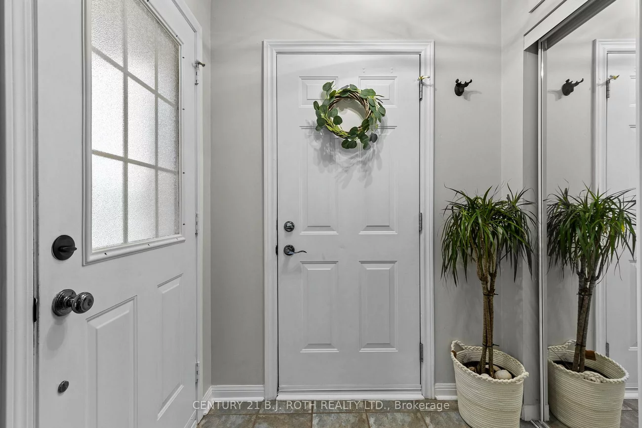 26, Villers, Edgehill Drive, Barrie