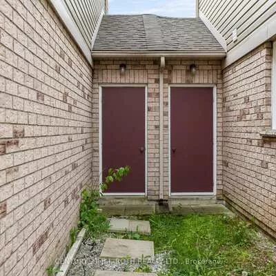 26, Villers, Edgehill Drive, Barrie