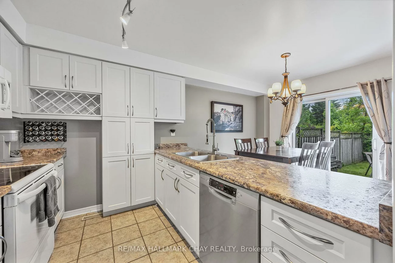 4, Huitema, Holly, Barrie