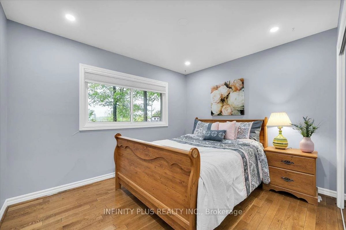87, Little Lake, Little Lake, Barrie